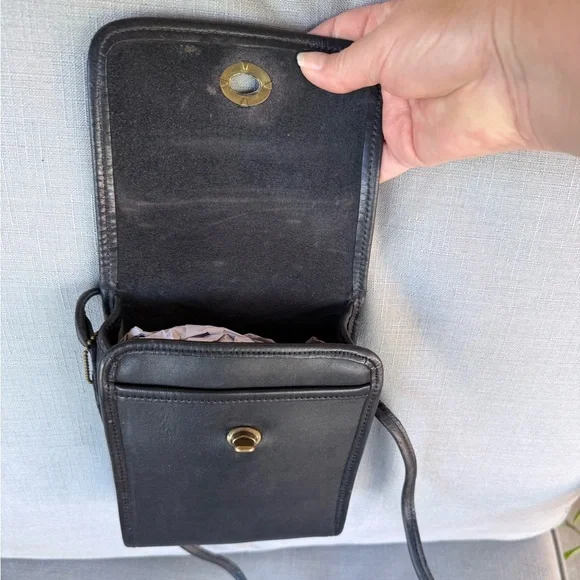 Vintage Coach Scooter crossbody - style 9893 - Picture 8 of 9